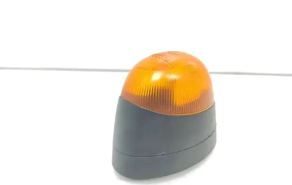 Ford Transit Front fender indicator light YC1513B376AA 0374D
