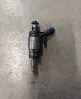 Audi A3 S3 8V Fuel injector 06L906036K