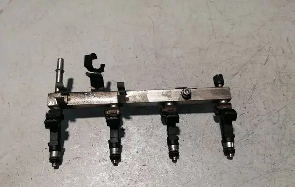 Buick Encore I Fuel injectors set 55565971 0280158205 0280151247