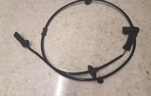 Jeep Grand Cherokee (WJ) ABS brake wheel speed sensor 970071