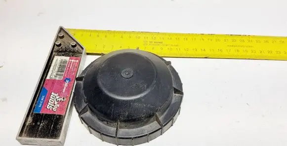 Saab 9-5 Headlight/headlamp dust cover 60975810