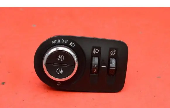 Bedford Astra Light switch 13493472