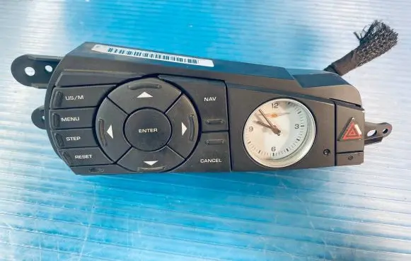 Chrysler Pacifica Multifunctional control switch/knob P05082042AB 10494101