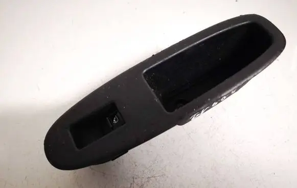 Alfa Romeo 159 Front door window switch trim 156077485