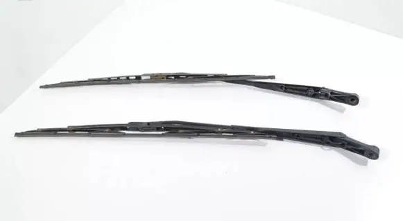 Porsche 911 996 Windshield/front glass wiper blade 99662890108 99662890105 99662890106