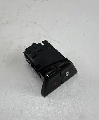 BMW 5 G30 G31 Hazard light switch 9383535 3474320103