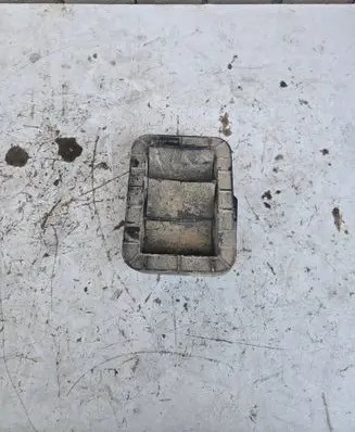 Toyota Corolla Verso E121 Quarter panel pressure vent 629400F010