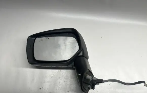 Subaru XV Front door electric wing mirror A048695 E13037559