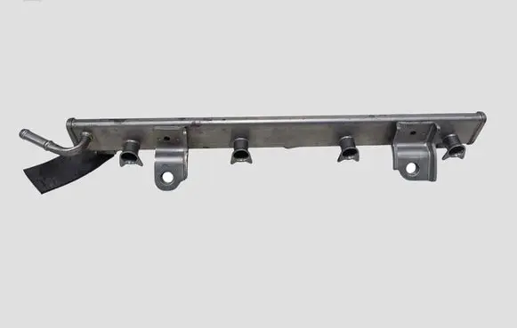 Suzuki Swift I Fuel main line pipe