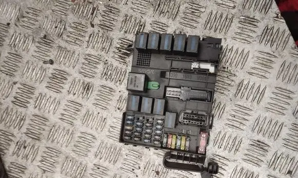 Smart ForTwo I Fuse module 