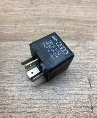 Audi A4 S4 B8 8K Other relay 8K0951253 643