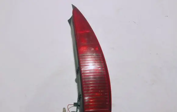 Citroen C5 Tailgate rear/tail lights