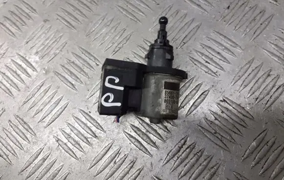 Toyota Avensis T250 Headlight level adjustment motor 85661-28011