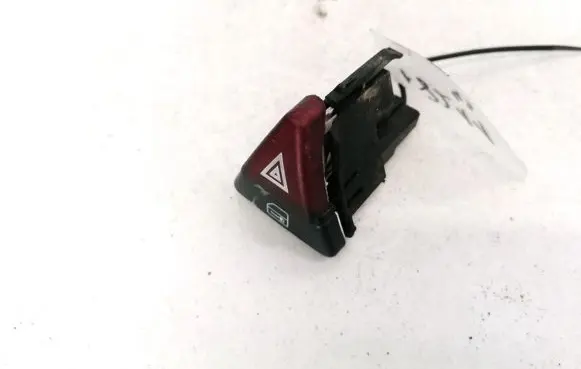 Mercedes-Benz A W168 Hazard light switch 1688206710 33100101