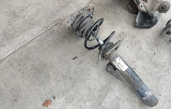 BMW 3 F30 F35 F31 Front shock absorber/damper