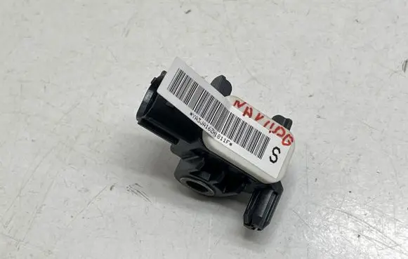 Nissan Navara D23 Airbag deployment crash/impact sensor 988303JA0A 161217205