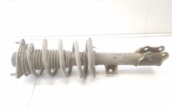 Hyundai ix35 Front shock absorber/damper 546614W000