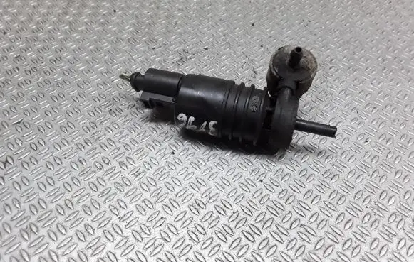Skoda Fabia Mk1 (6Y) Windscreen/windshield washer pump 3043125