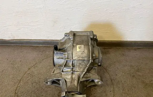 Mercedes-Benz E W214 Rear differential a2143505402