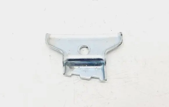 Volkswagen Touareg I Battery bracket 7L0915138B