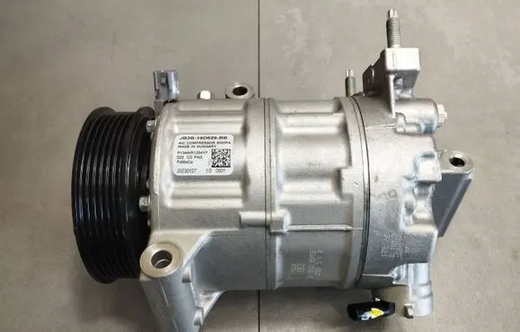 Volkswagen Amarok II Air conditioning (A/C) compressor (pump) JB3B19D629BB 20230127 R134AR1234YF