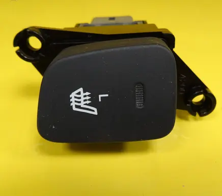 KIA Carens III Seat heating switch 8199
