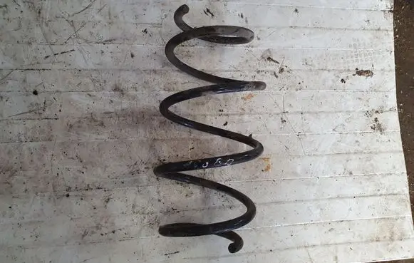 Toyota Auris 150 Front coil spring NOCODE