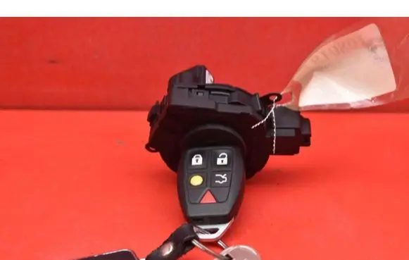 Volvo V50 Ignition lock 30768036