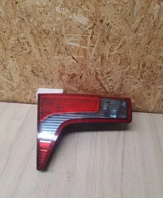 Citroen C5 Tailgate rear/tail lights 89032711X31
