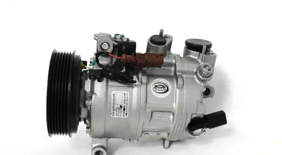 Audi A4 S4 B8 8K Air conditioning (A/C) compressor (pump) 8K0260805N
