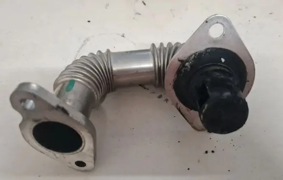 Opel Insignia A EGR valve line/pipe/hose 55574012
