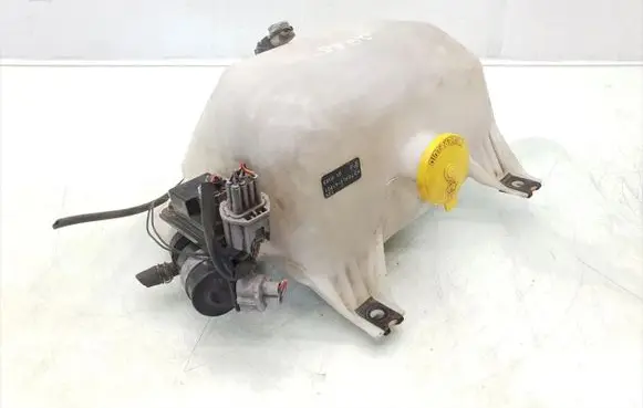 Mazda RX8 Windshield washer fluid reservoir/tank HLC41001 3300061016