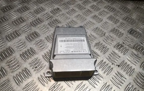 Mercedes-Benz ML W164 Airbag control unit/module 1648205585 A1648205585