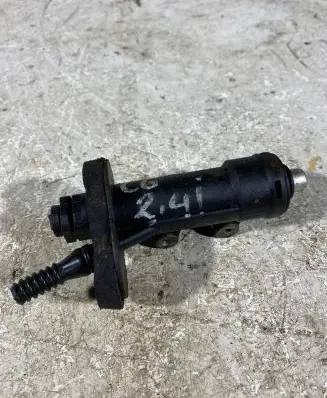 Audi A6 S6 C6 4F Clutch master cylinder 4f0721401
