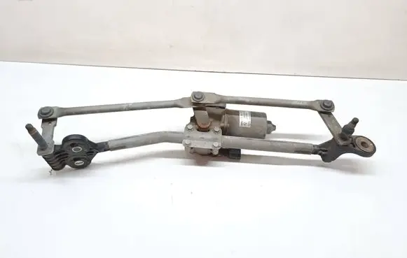 BMW X5 E70 Front wiper linkage and motor 7200535