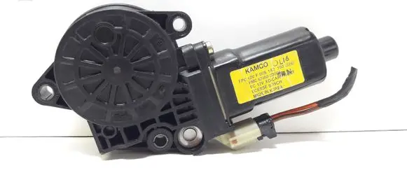 Hyundai Elantra Front door window regulator motor 824602D000