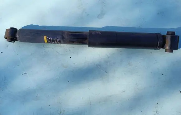 Renault Koleos II Rear shock absorber/damper 562100476R