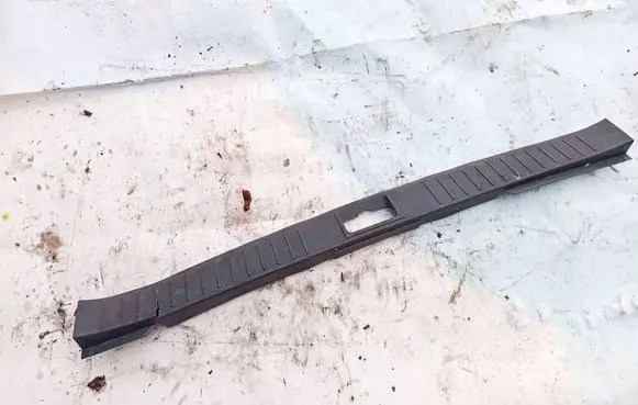 Ford Focus Other trunk/boot trim element 4M51N40320ADW