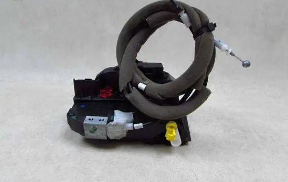 Renault Kadjar Rear door lock 55885