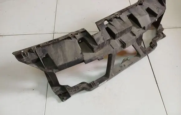 Renault Scenic II - Grand scenic II Radiator support slam panel 8200140174IND