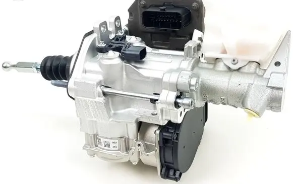 Audi Q7 4M Brake booster 4M0614105M