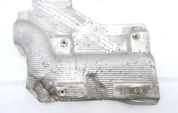 Opel Astra K Exhaust heat shield 39007225