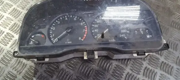 Ford Mondeo MK I Speedometer (instrument cluster) 93bb10c956ca 93bb-10c956-ca
