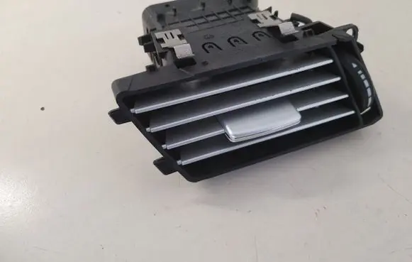 Mercedes-Benz E W212 Dashboard side air vent grill/cover trim A2128300154