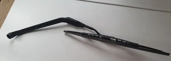 Lexus GS 250 350 300H 450H Windshield/front glass wiper blade 