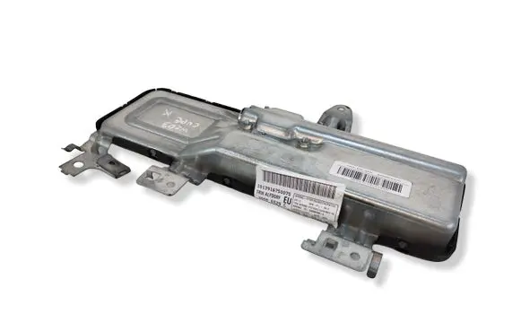 Mercedes-Benz C W203 Front door airbag a2038602105 00270531817