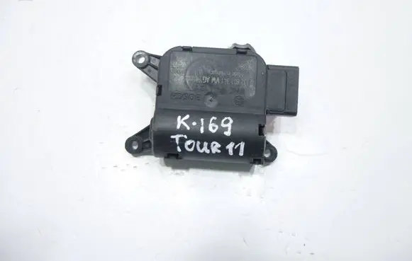 Volkswagen Touran II Air flap motor/actuator 1K0907511B 0132801341 983386G