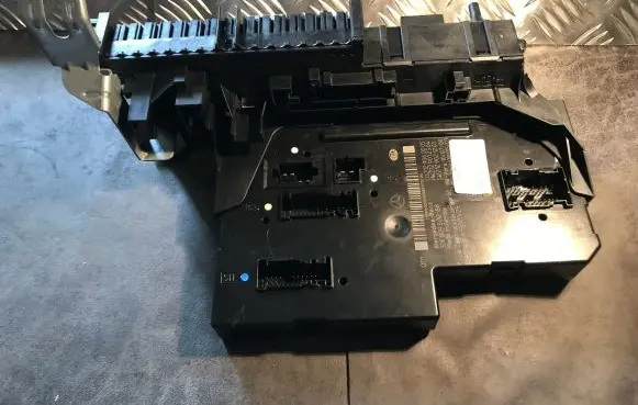 Mercedes-Benz E W212 Central body control module A2129060005