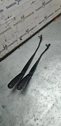 BMW X3 F25 Headlight wiper blade set 7213272 7213271