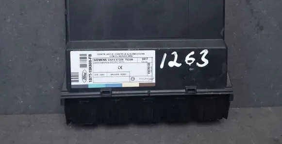 Ford Focus Comfort/convenience module 1S7T15K600FB 5WK48730A
